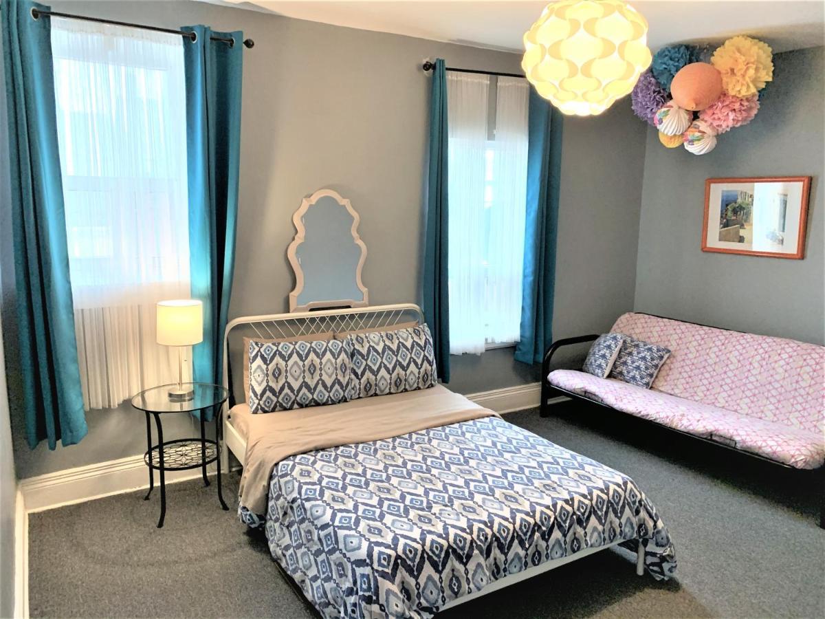 Colour Cube Guest House Toronto Downtown East Εξωτερικό φωτογραφία