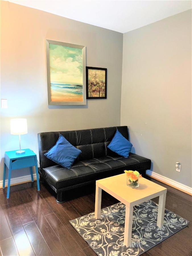 Colour Cube Guest House Toronto Downtown East Εξωτερικό φωτογραφία